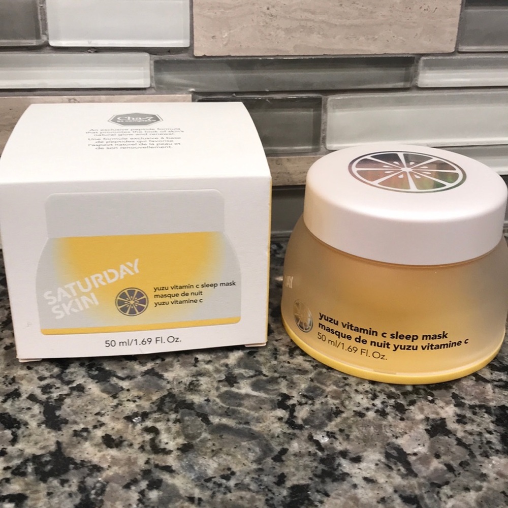 Saturday Skin Yuzu Vitamin C Sleep Mask new